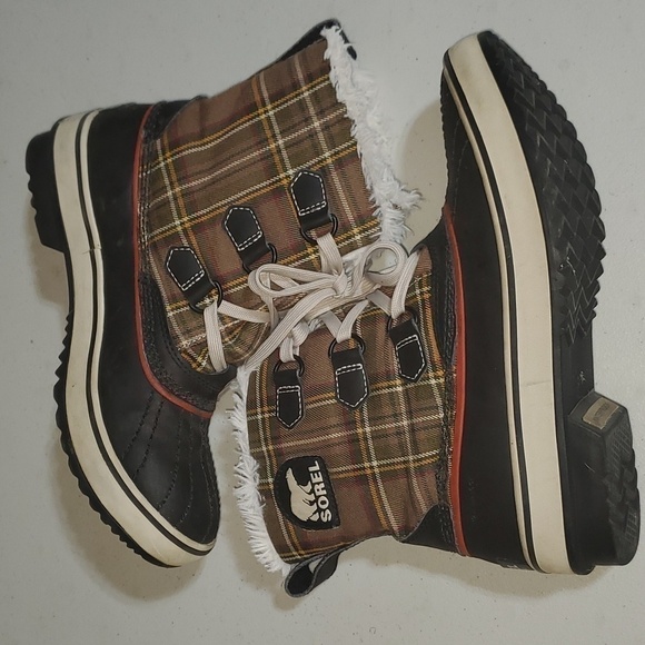 Sorel Tivoli Brown Plaid Lined Lace up Sz. 7 Winter Duck Boots - Picture 2 of 7